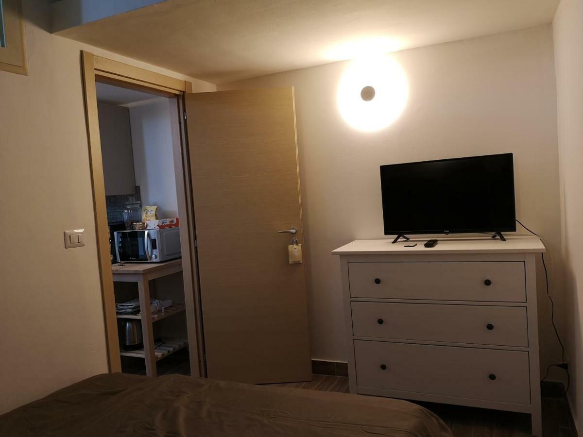Frida - One-Bedroom Apartment By Piazza Duomo Catania Exterior photo